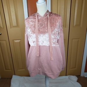 Miss Chievous Velvet hoodie tunic sweater, sz L.